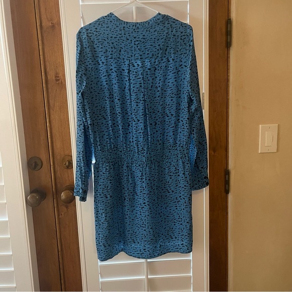 Robert Rodriguez Blue Mini Dress with Long Sleeve Cuffed Sleeves and V-Neck - Picture 9 of 11